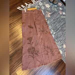 NWT PILCRO embroidered wide leg pants